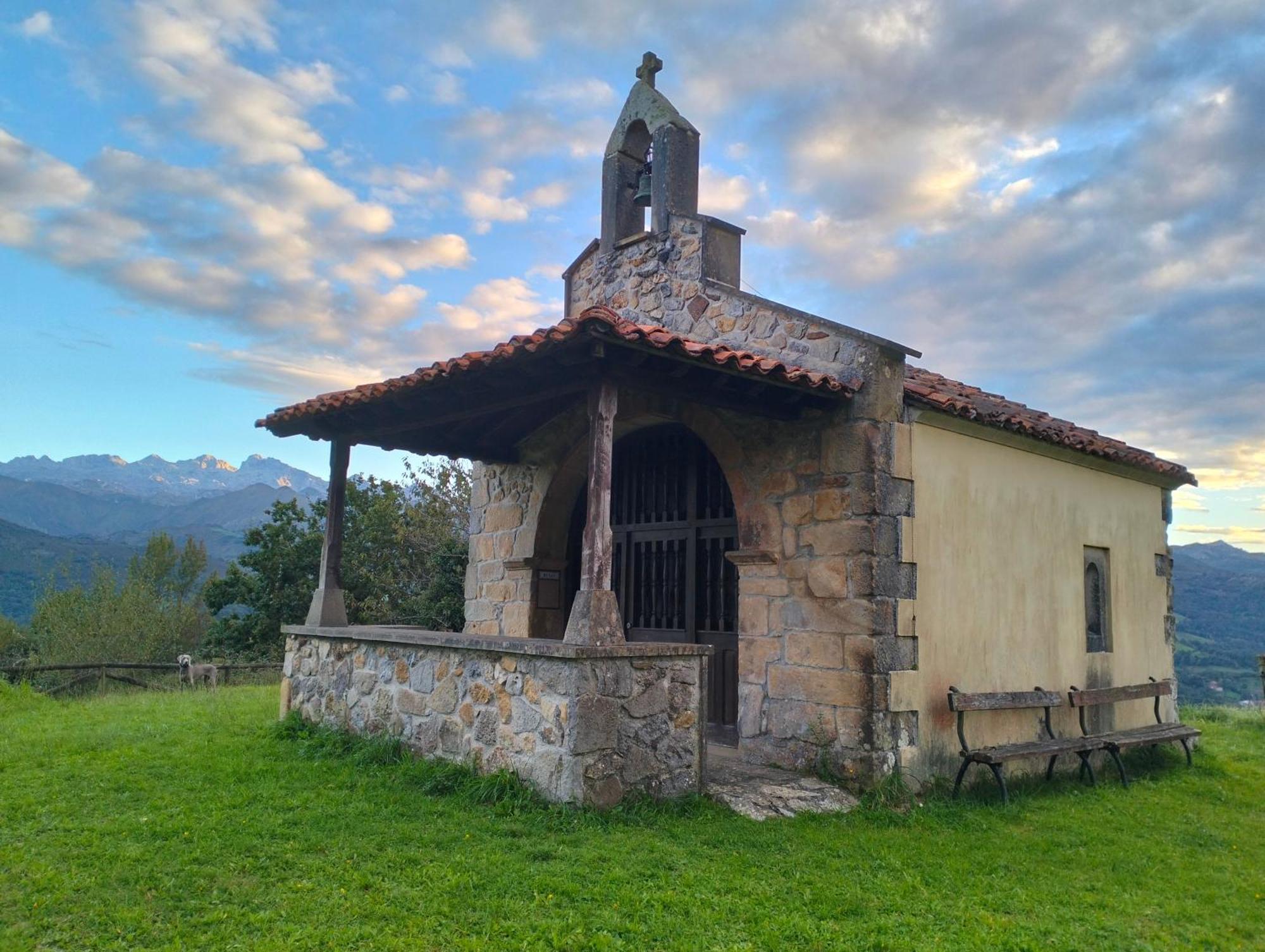 Гостевой дом La Casa De Nuria Кангас-де-Онис Экстерьер фото